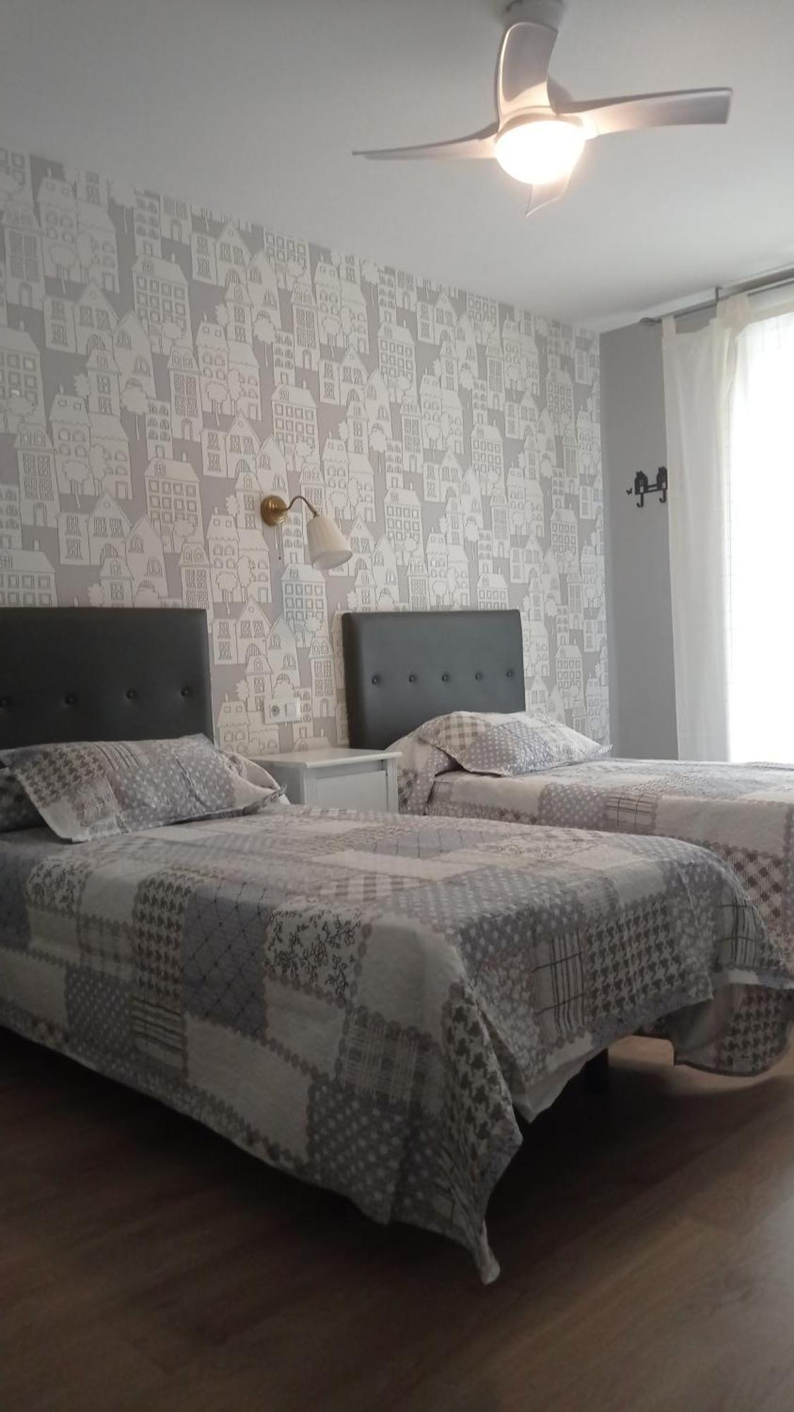 Serendipia Apartamentos 3 Логроньо Экстерьер фото